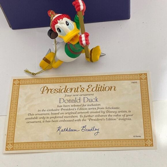 Disney Scholastic Presidents Edition Multicolor Donald Duck Christmas Ornament N - Picture 2 of 6